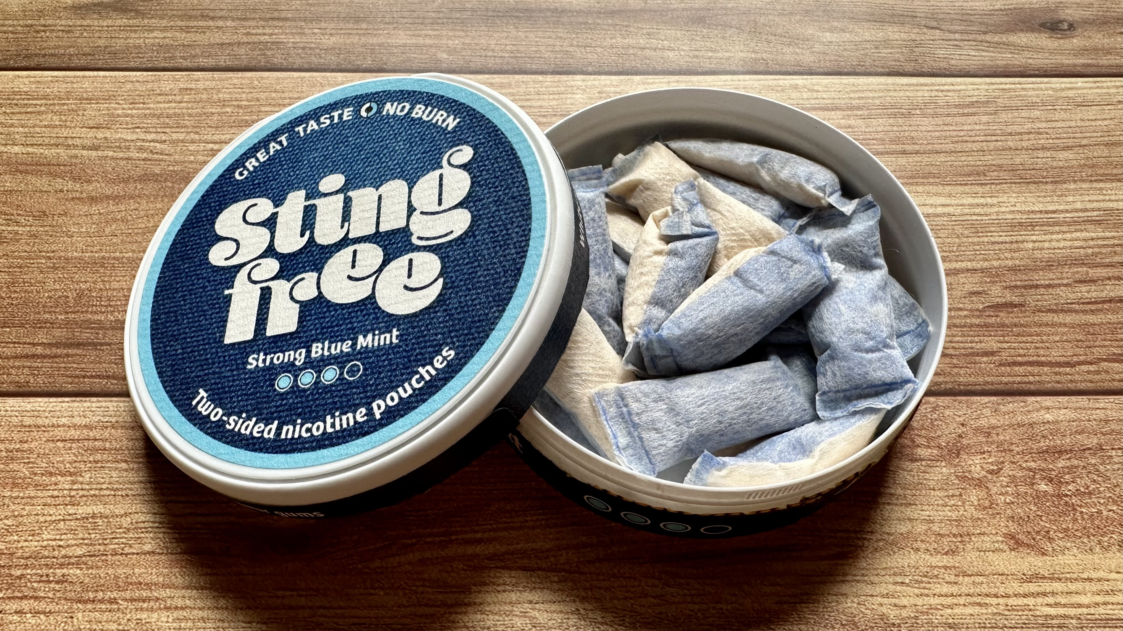 UK Launch of the Sting Free Strong Blue Mint Nicotine Pouches